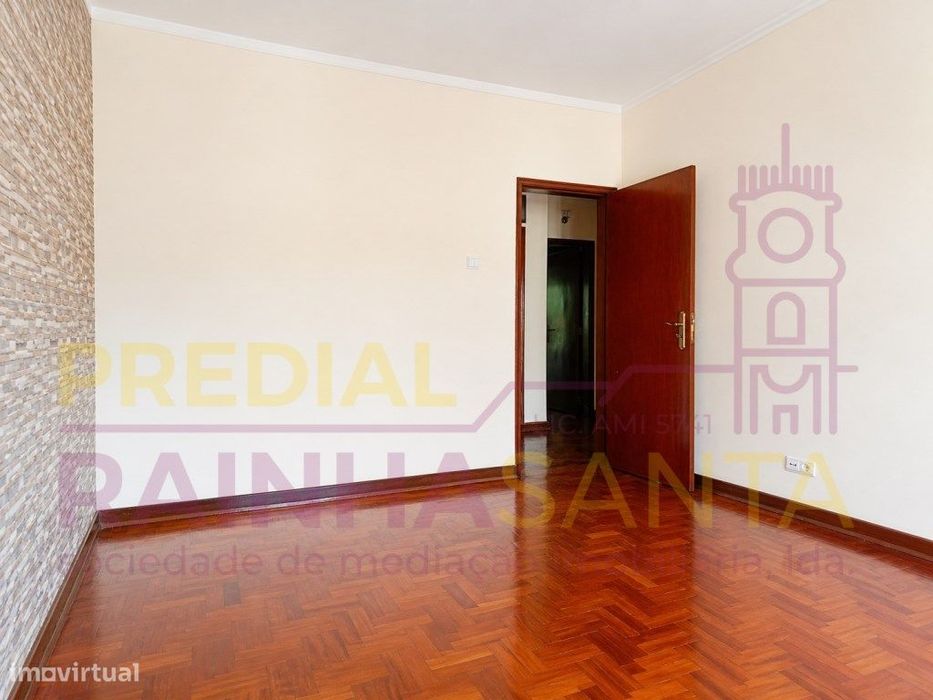 Apartamento T2 c/ garagem _ Coselhas