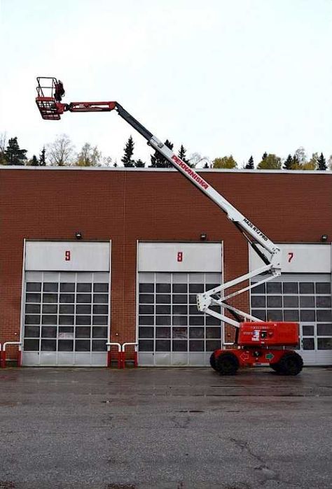 ОРЕНДА дизельного колінчастого підйомника Пекканіска HA 26RTJ PRO