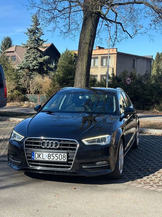 Audi A3 Sportback Audi A3 Sportback 2013 r. 1.4 benzyna