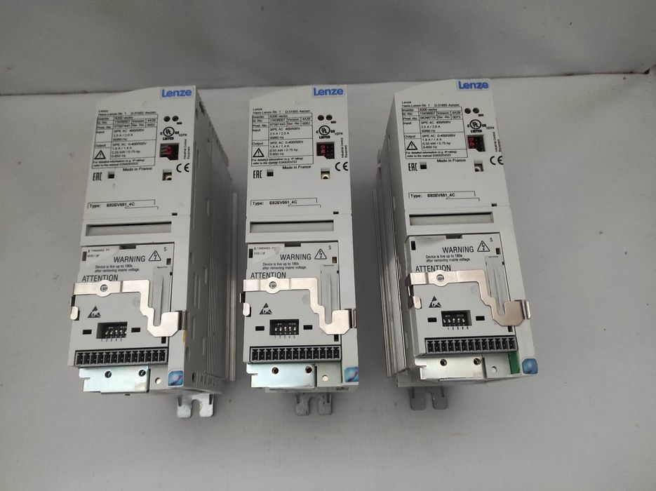 Перетворювач частоти, частотник Lenze E82EV551_4C