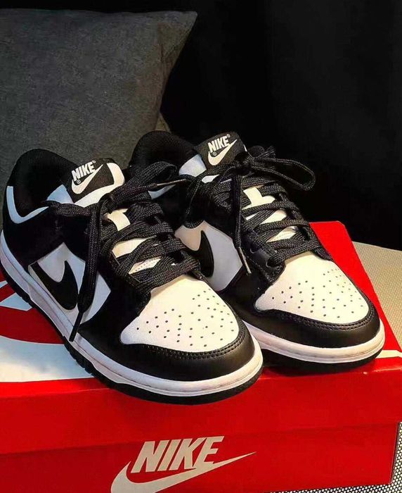 Nike Dunk Low Czarny R.42