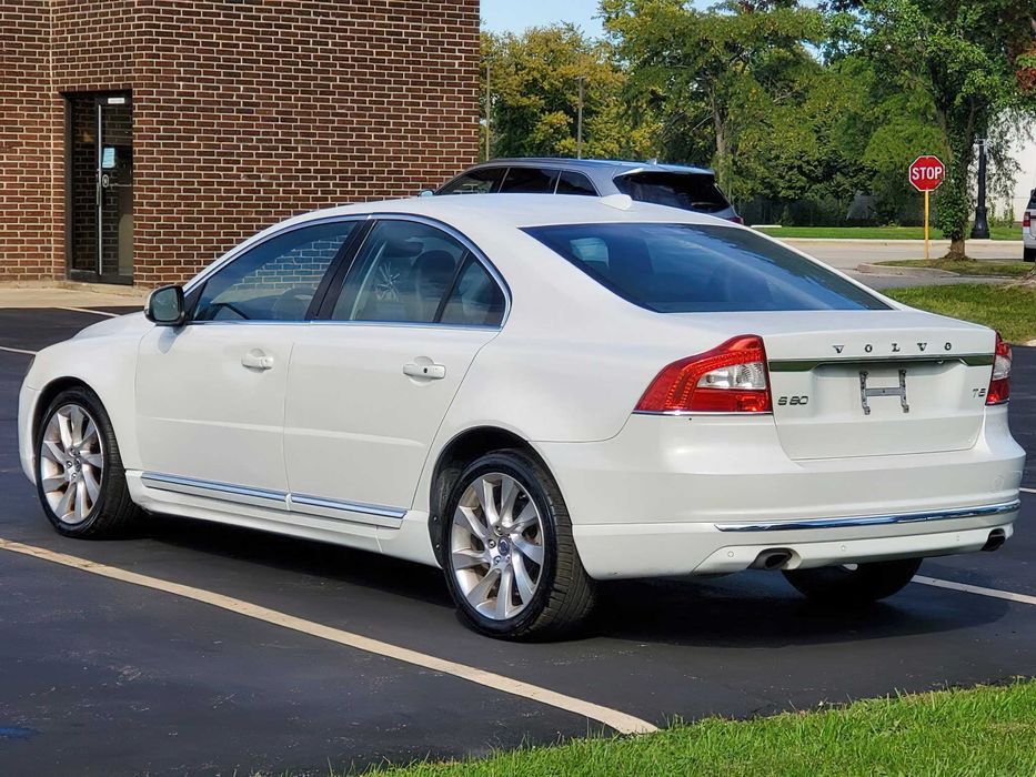 Volvo S80      2016