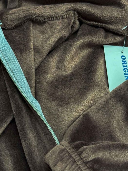 Дитячий велюровий костюм на легкому утепленні