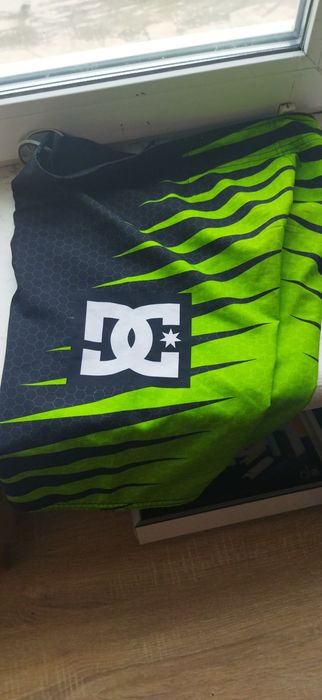 Шорты DCshoeco в отличном состоянии
