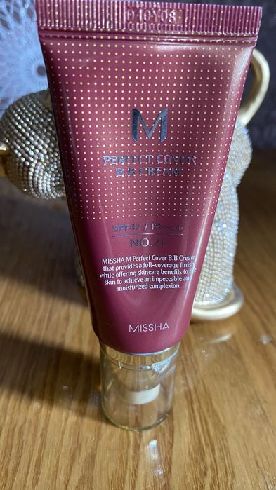 ВВ крем Missha тональна основа