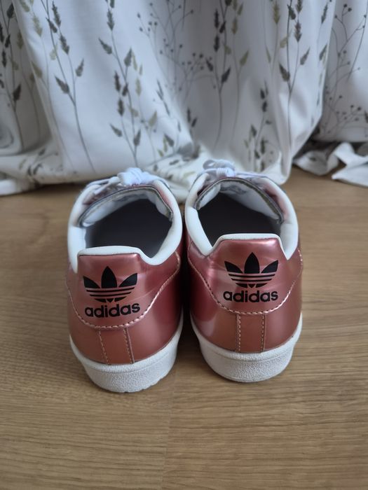 Кросівки Adidas Superstar Boost W