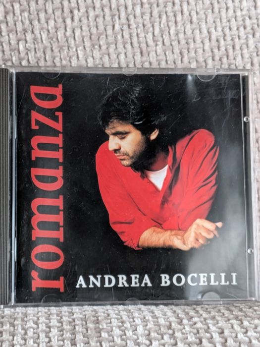Large-Theme CDs440851576034447360