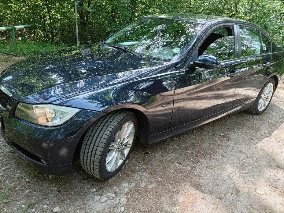 Sprzedam E90 2006r