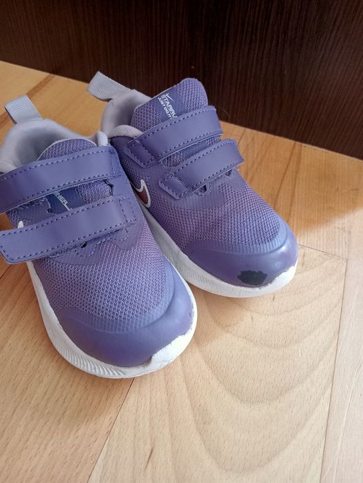 Кросівки кроси для двійні на прогулянку