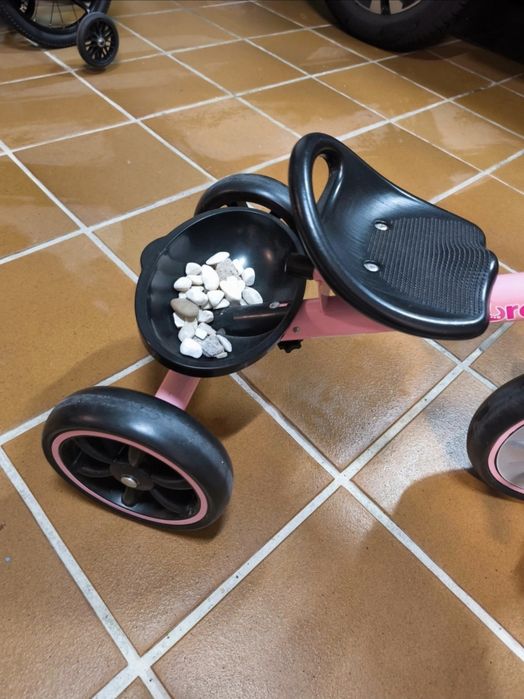 Triciclo para crianças Ubravoo rosa