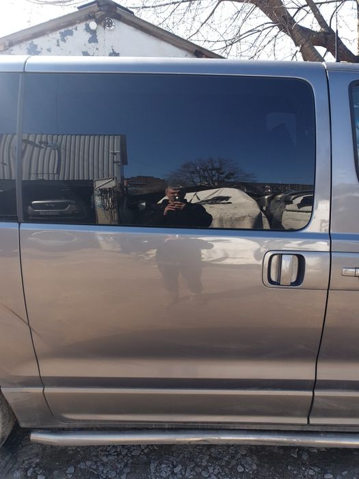 Двери правые  Hyundai H1 Grand Starex