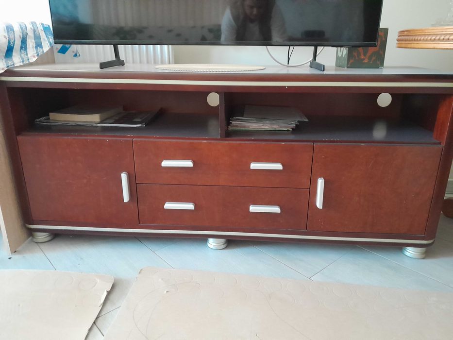 Komoda pod tv z szafka
