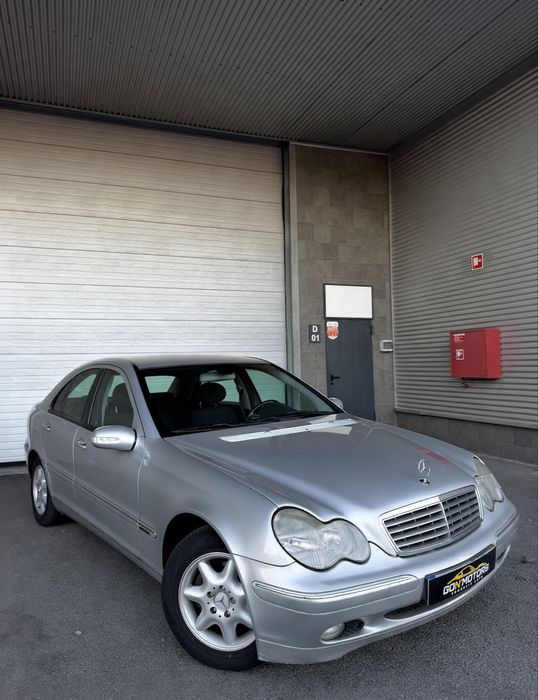 Mercedes-Benz C220 CDI Nacional
