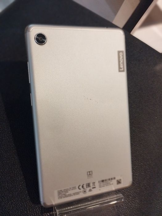 Lenovo tablet androide TB-7305F 16gb