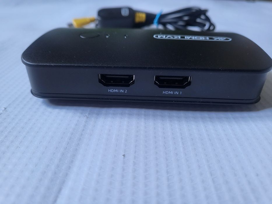 Przełącznik hdmi kvm usb i 4k 30 Hz