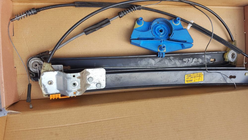 Механизм стеклоподъемника Audi,VW 8E0837462B (оригинал)