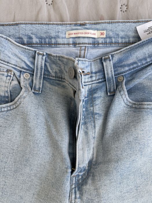 Джинси від levis