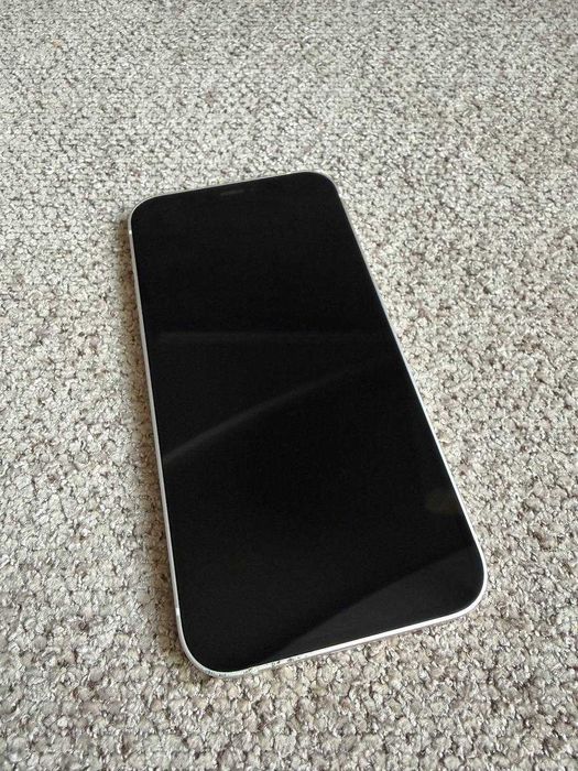 iPhone 12 128 Гб білий