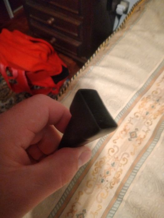 Vendo este pecinha de borracha para mobilia!!! Único!!! Não tenho mais