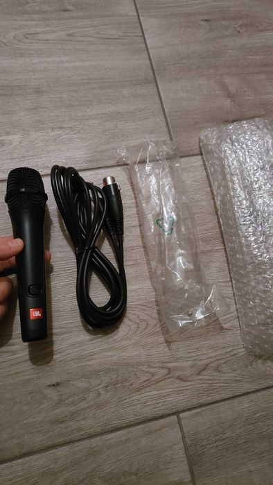 JBL PBM100 Mikrofon przewodowy dynamiczny do JBL PARTYBOX karaoke