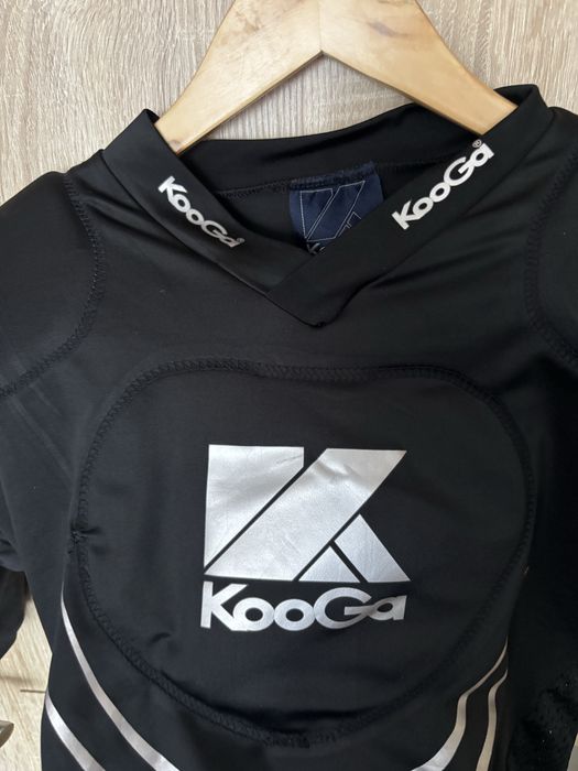 Koszulka Kooga Warrior z ochraniaczami. rozm M/L