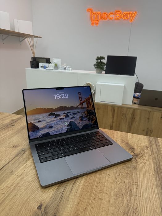 Топовий Macbook Pro m3 8/512Gb, ГАРАНТІЯ