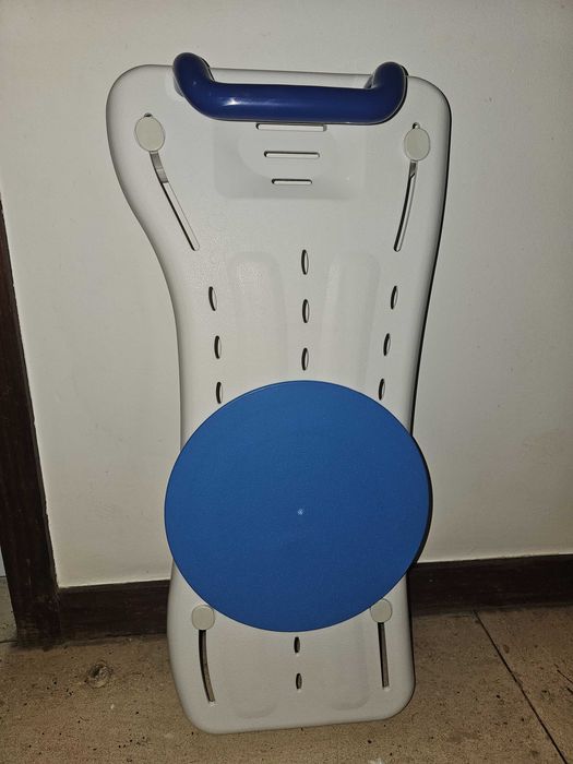 Kit apoio ao idoso (andarilho, escaras, tábua banho, pinça) geriatria