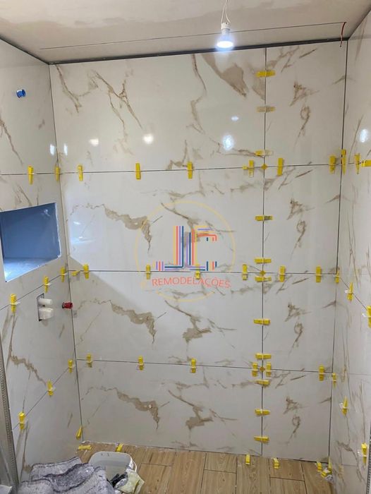 Trabalhos em construção / renovação