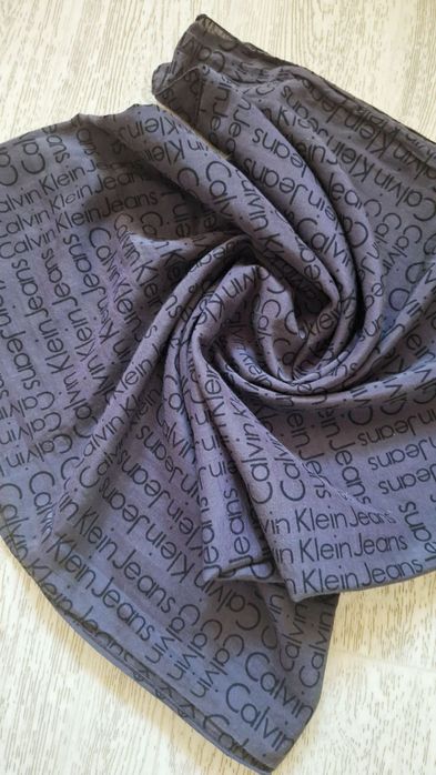 Палантин Calvin Klein