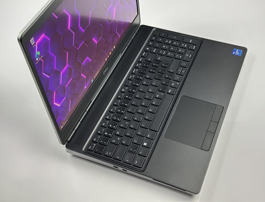 Laptop DELL Precision 7560 | i7-11850H / FHD / RTX A2000 / gwarancja