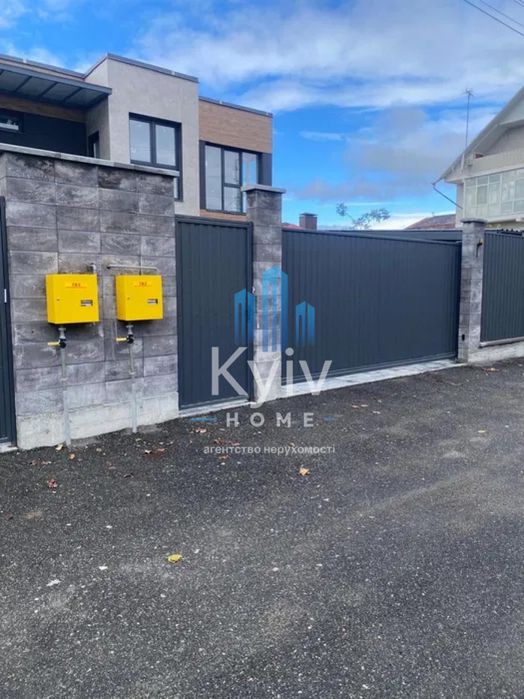 Продаж / Будинок 180кв / вул. Святищенська, Київ