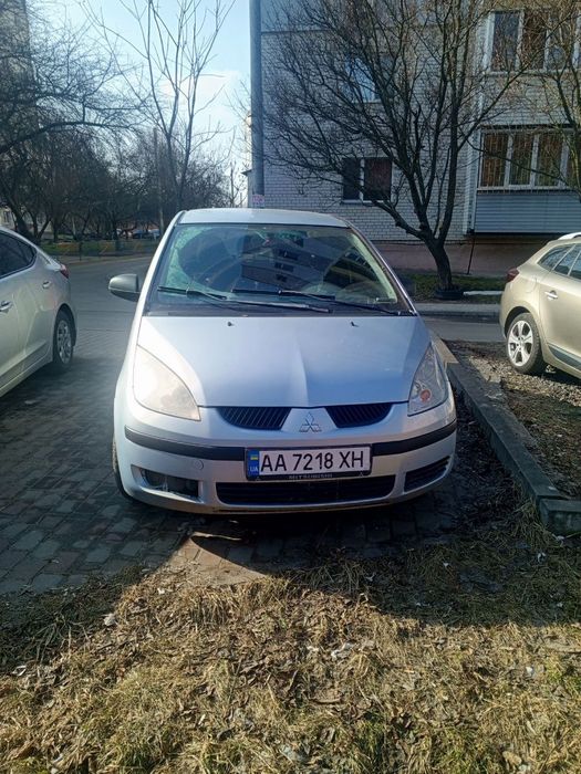 Автомобіль Mitsubishi Colt