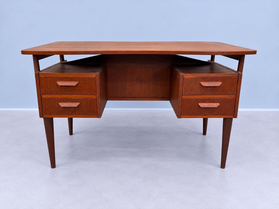Piękne tekowe biurko / Gunnar Nielsen Tibergaard / vintage / Mid Century Modern / dowóz wysyłka
