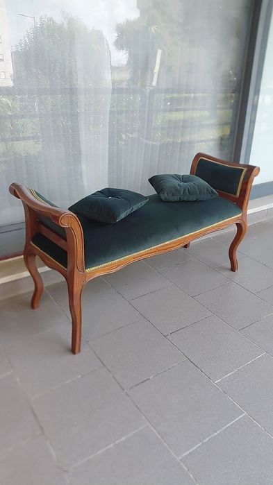 Banqueta estofada de novo