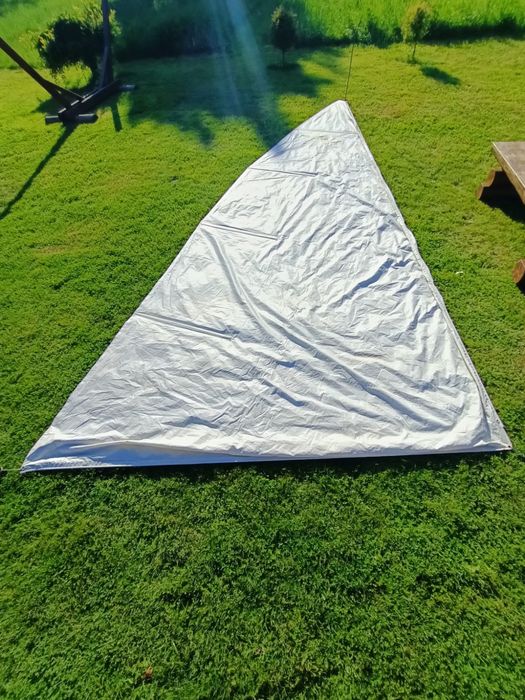 Żagiel grot 5,70 x 2,60