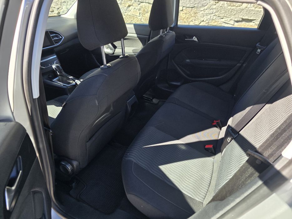 Peugeot 308 1.6HDI 100CV