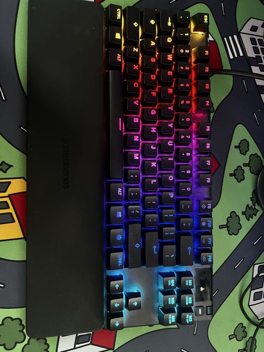 Apex 7 TKL Red Switche