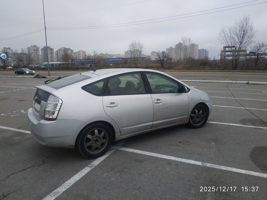 Тойота Приус Автомат