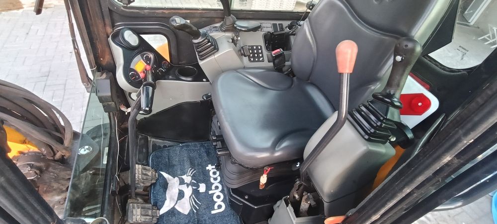 Bobcat  E35  2016