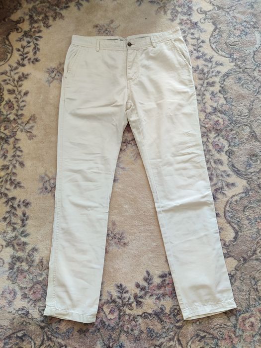 Chinosy męskie Bershka r. 40