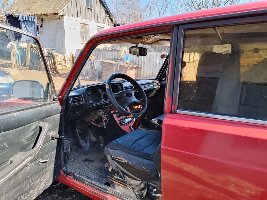 Продам автомобіль ваз2105