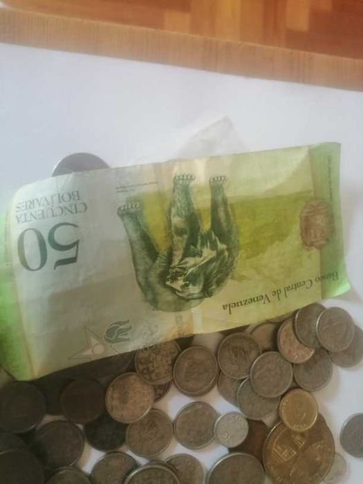 varias moedas portuguesas