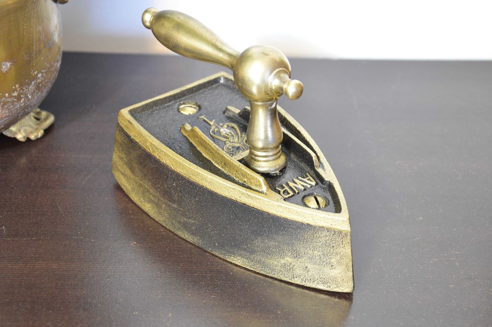 ŻELAZKO wyjątkowe żeliwne przedwojenne sygnowane