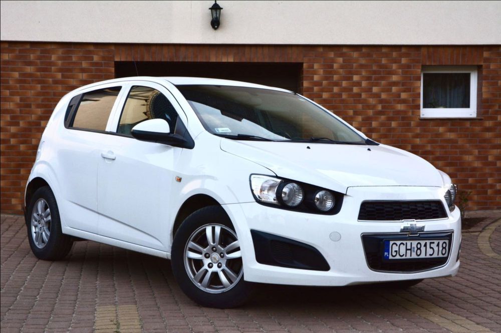 Chevrolet Aveo T300 2012 r. 1.3D 95 KM Sprawy Zarejestrowany