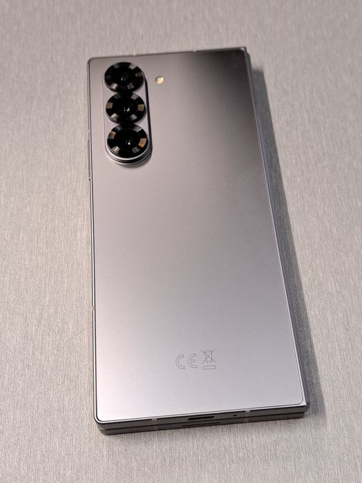 Samsung Galaxy Fold 6 12GB / 1TB  Brand Store Samsung / Ubezpieczenie