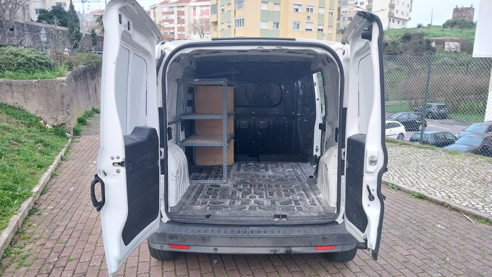 Fiat Doblo Maxi Multijet Van 2011