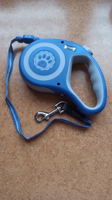 Продам поводок рулетку   от немецкого бренда Zoofari  430гр.