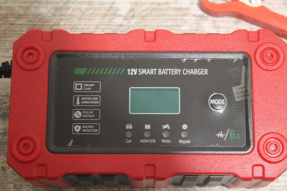 Умное зарядное устройство для аккумулятора 12V 6А