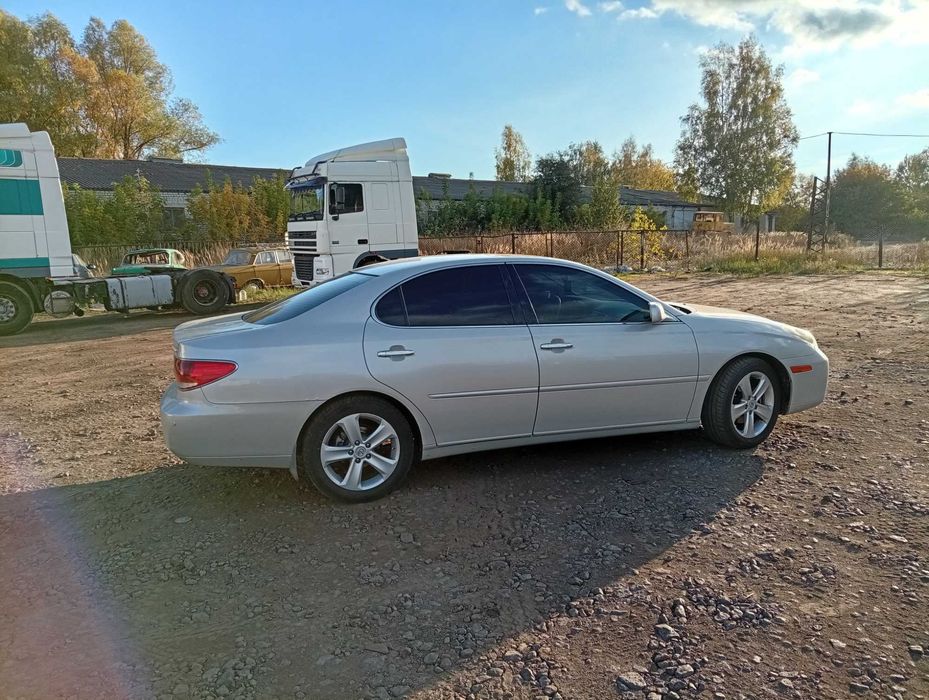 Продам Лексус ес 330