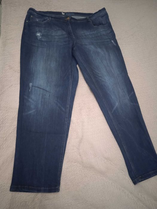 Суперовые джинсы TU бойфренд батал ПОТ  52, тянутся до 56 сост. новых